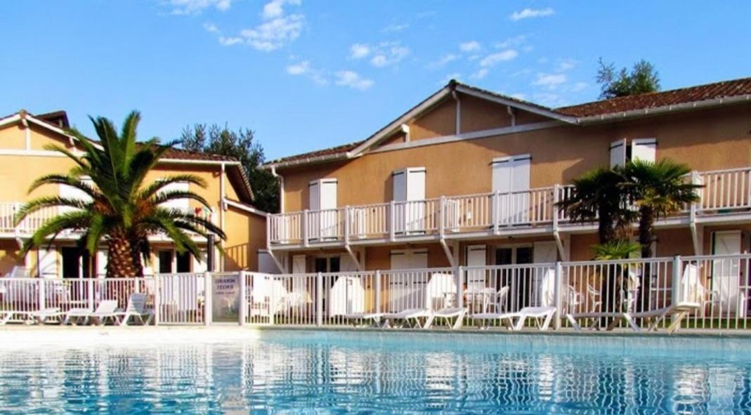 Petit Oasis Avec Piscine Apartman Anglet Kültér fotó